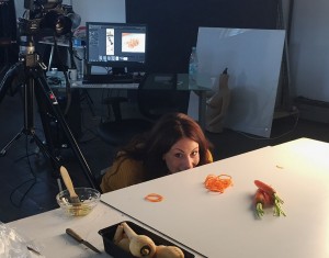 ....und wird auch ganz genau justiert — hier: Highlight Fotostudio.
